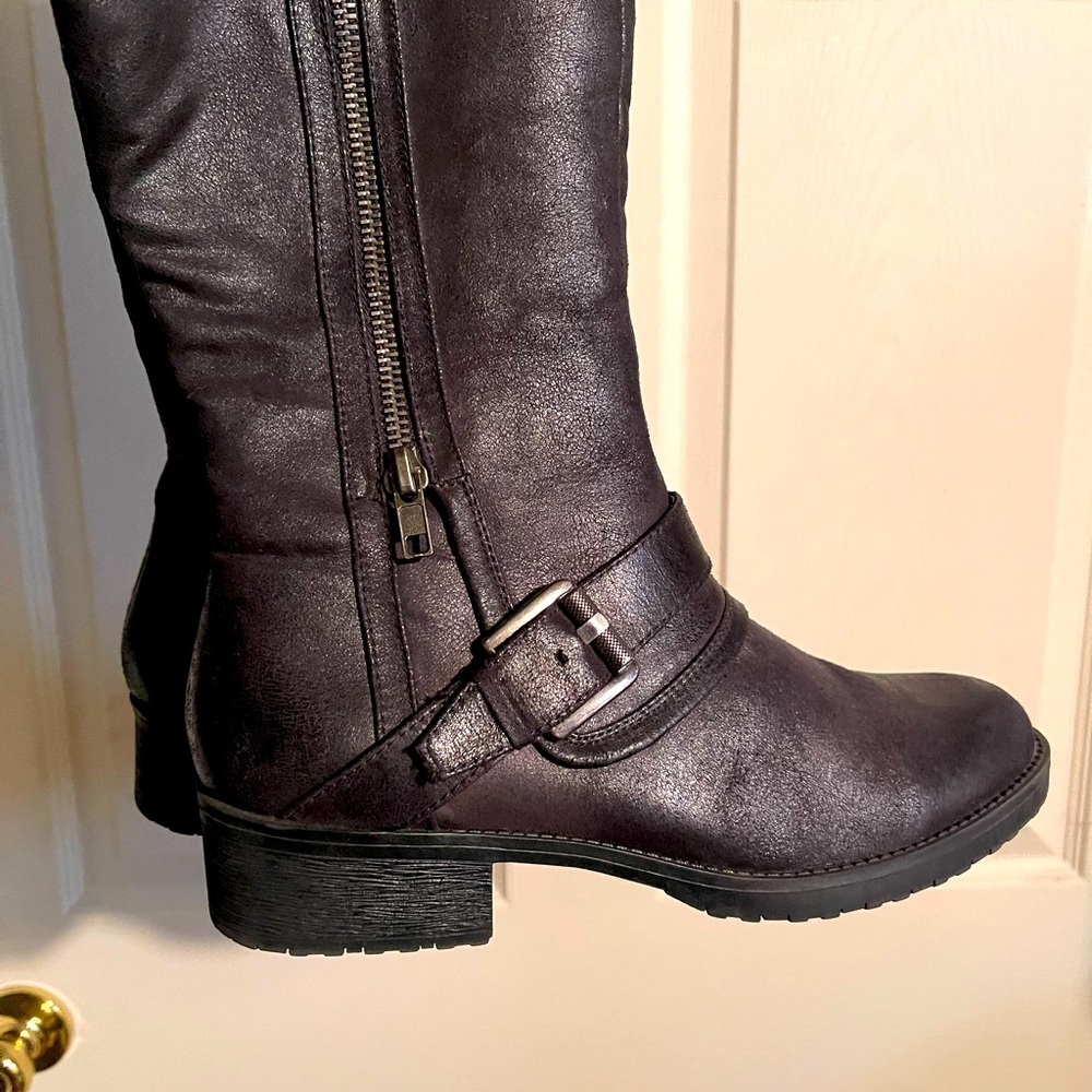 Bear trap tall boots